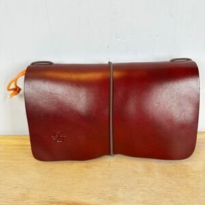 Old Trend Nomad Genuine Leather Travel Organizer Wallet Red
